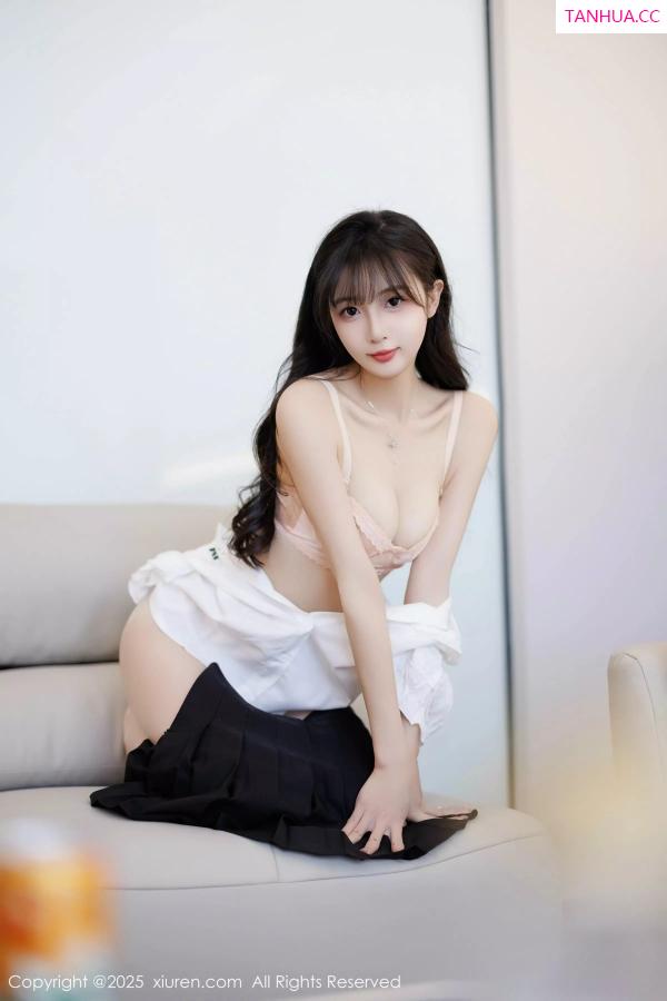   [XiuRen]高清写真图 2025.03.25 No.10067 樱桃小阑子 西安旅拍第24张图片